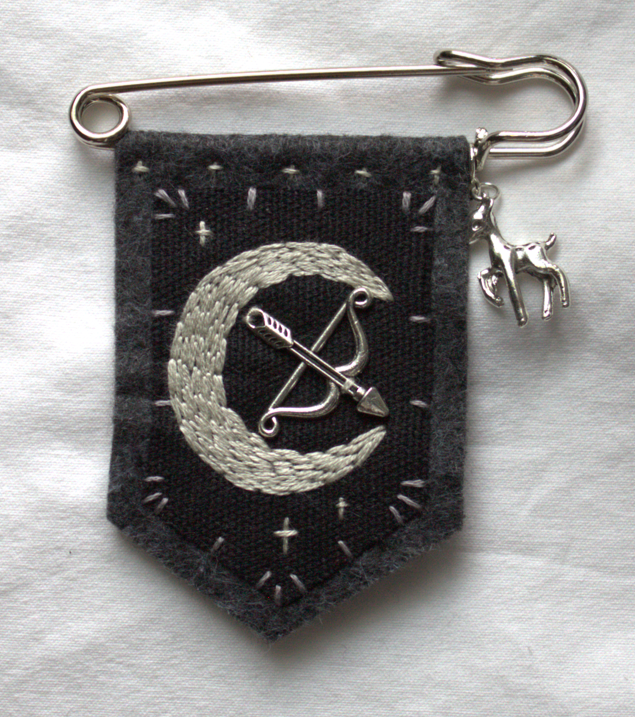 ♝PREORDER♝ Artemis Handmade Deity Pin
