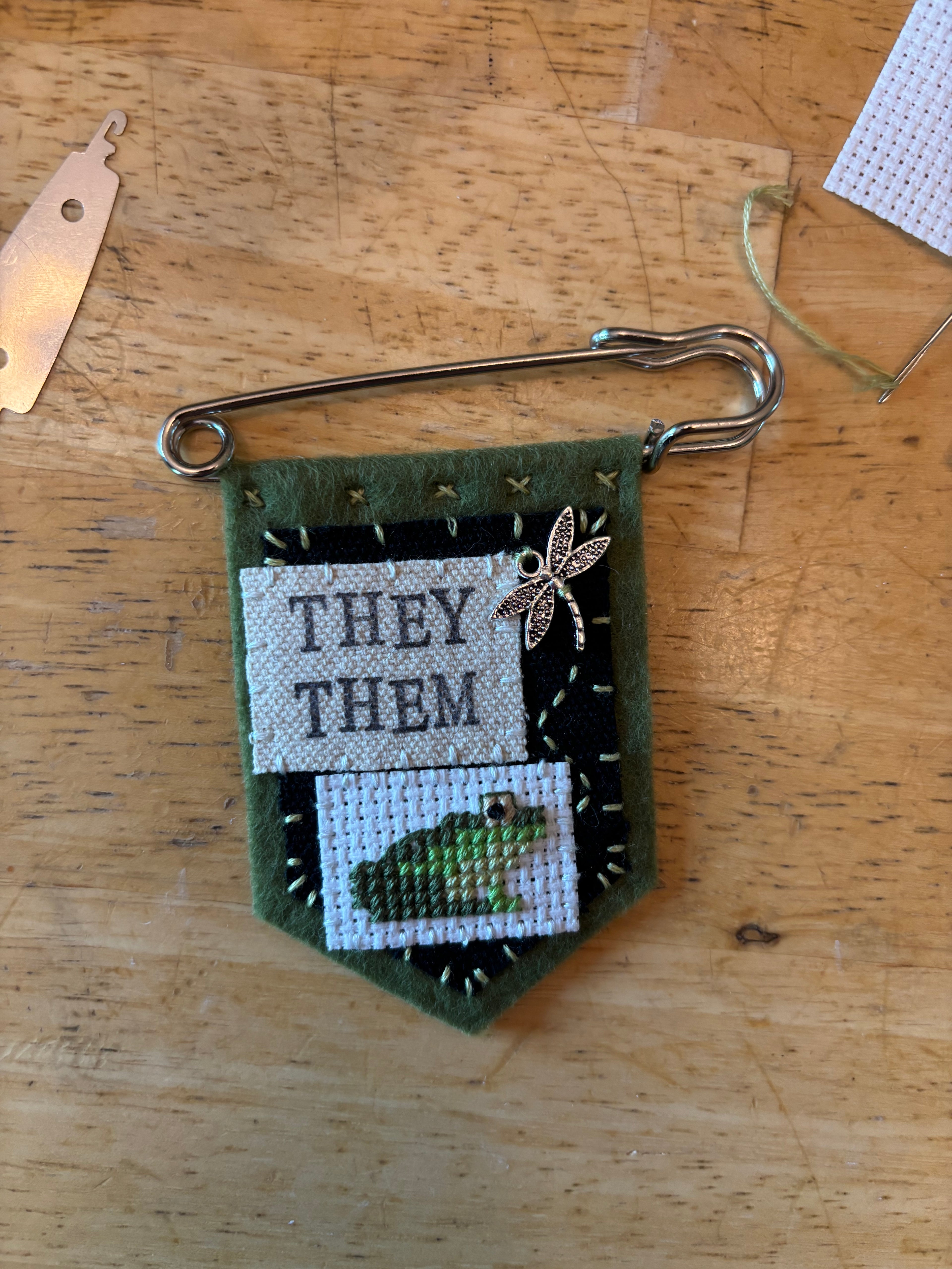 Custom pin order