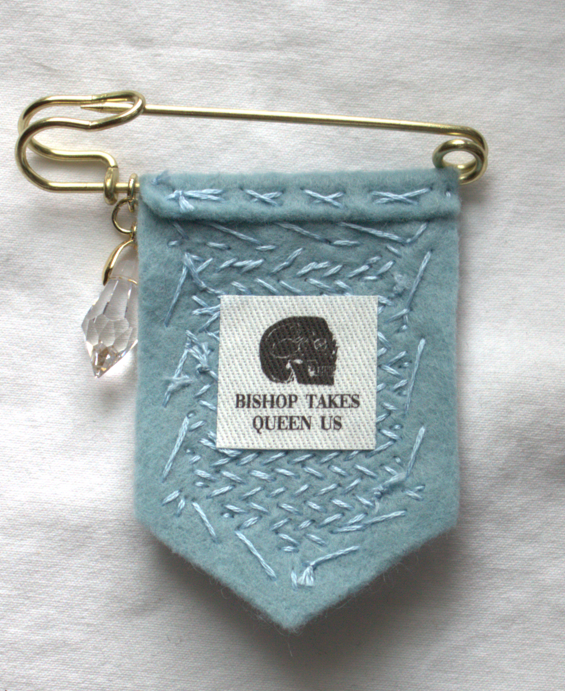 ♝PREORDER♝ Iris Handmade Deity Pin