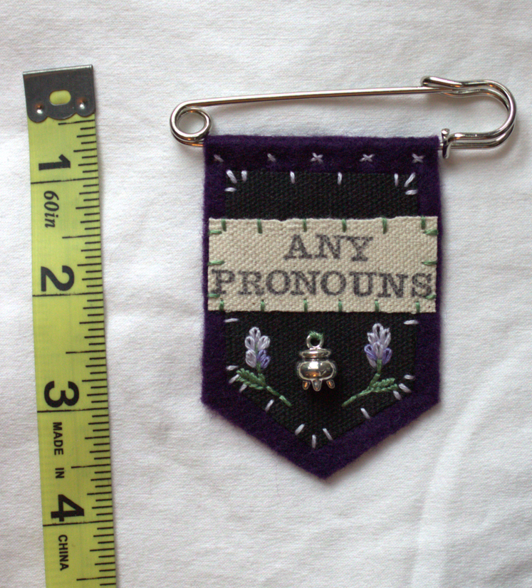 ♝PREORDER♝ Handmade lavender witch pronoun pin - customizable pronouns
