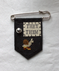 ♝PREORDER♝ Handmade snail pronoun pin - customizable pronouns
