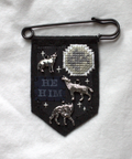 ♝PREORDER♝ Handmade wolf pronoun pin - customizable pronouns