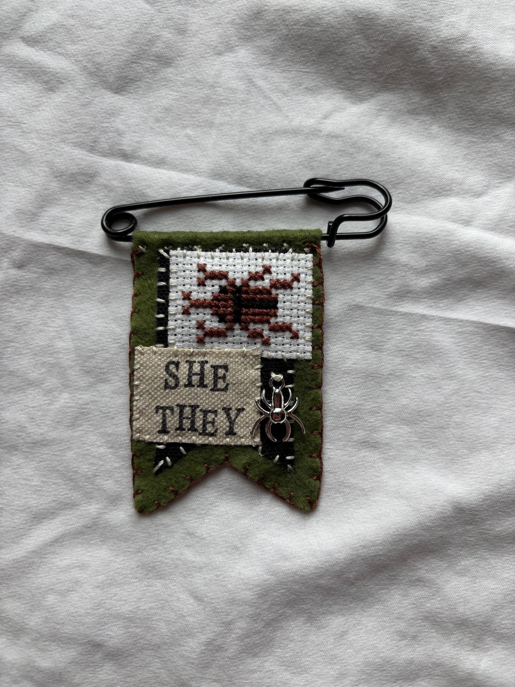 Handmade bug pronoun pin - customizable pronouns