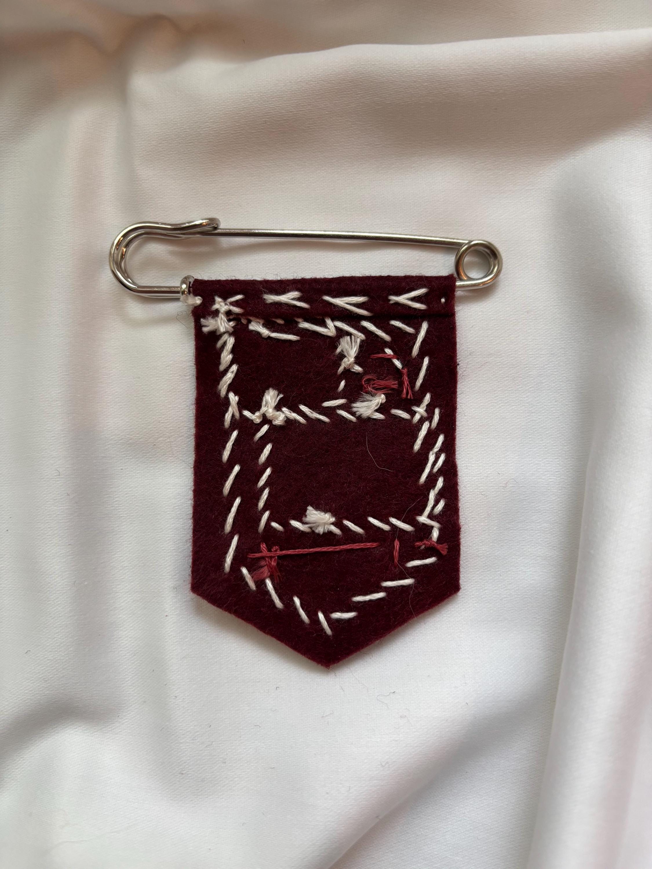 Handmade cat pronoun pin - customizable pronouns