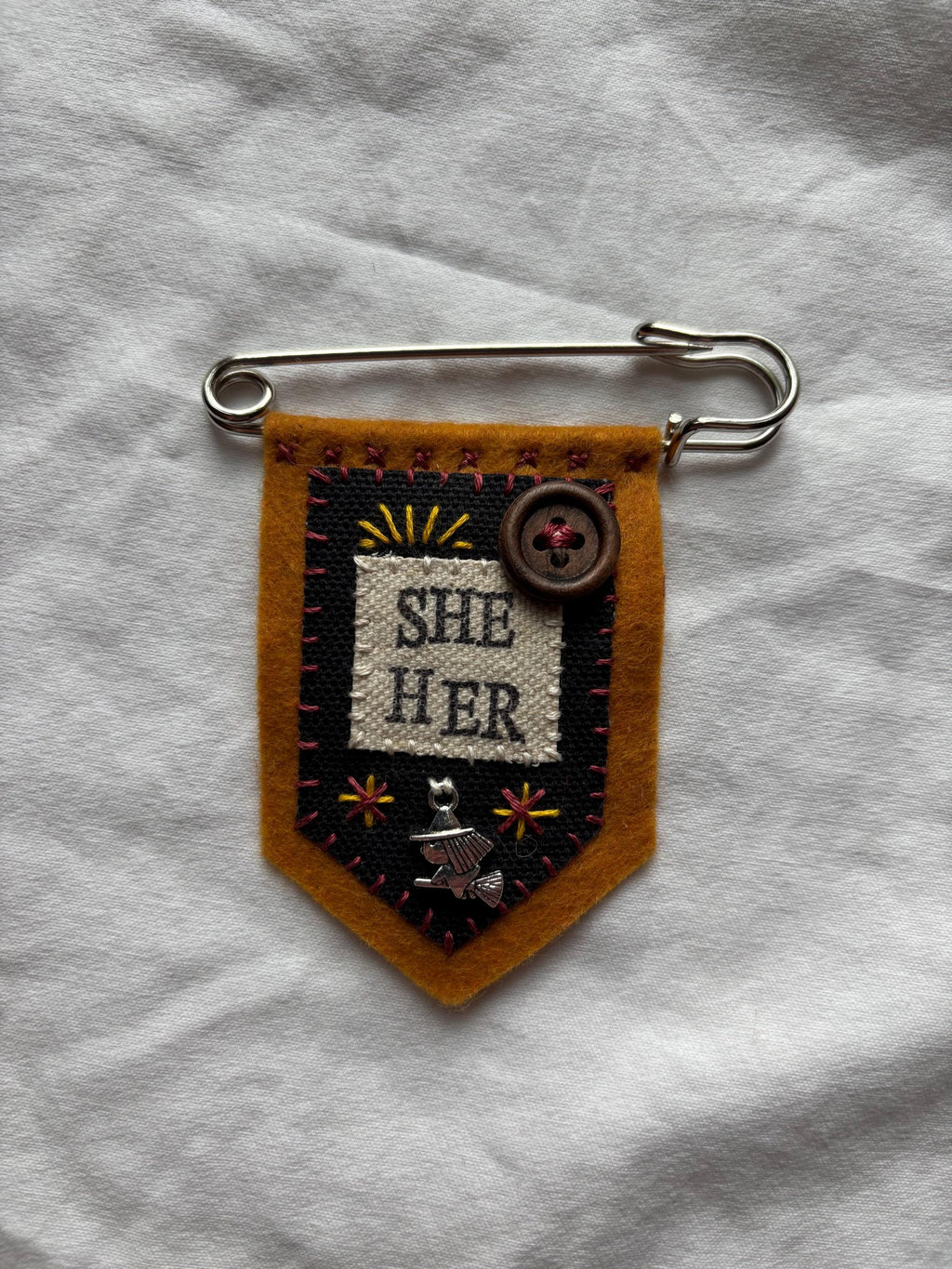 Handmade witch pronoun pin - customizable pronouns