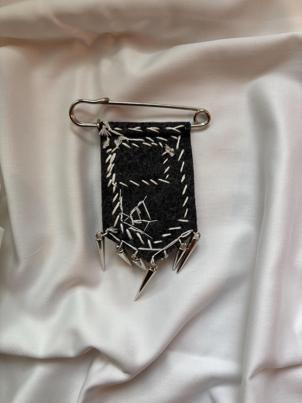 Handmade spider pronoun pin - customizable pronouns