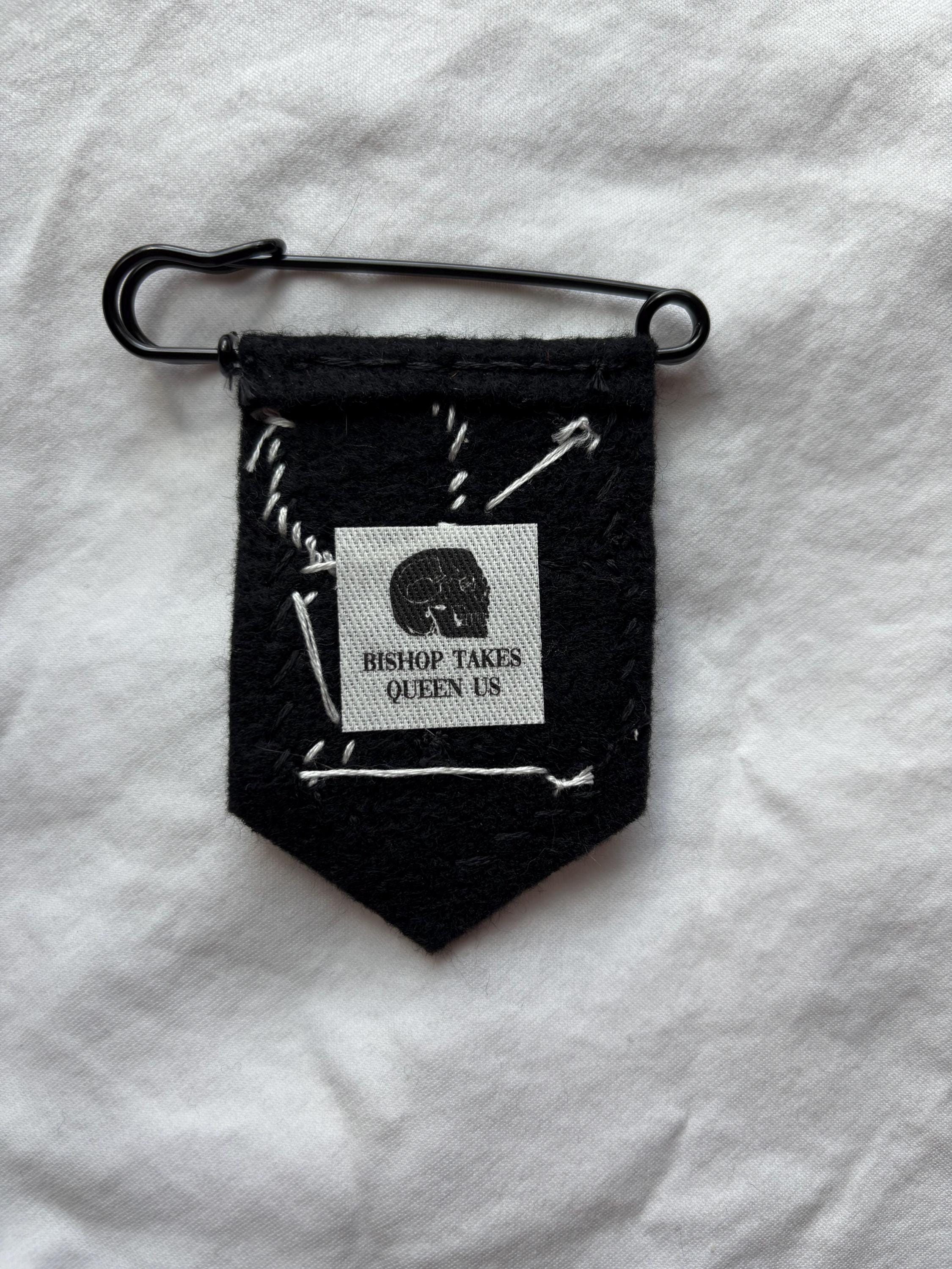 Handmade wolf pronoun pin - customizable pronouns
